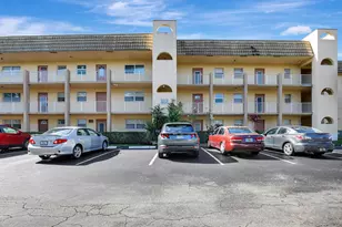 8225 Sunrise Lakes Blvd, Sunrise, FL 33322 - Photo 14