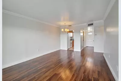 8225 Sunrise Lakes Boulevard #303, Sunrise, FL 33322 - Photo 24