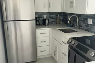 1731 SE 15th St, Fort Lauderdale, FL 33316 - Photo 6