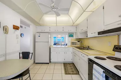 750 N Ocean Boulevard #1202, Pompano Beach, FL 33062 - Photo 18