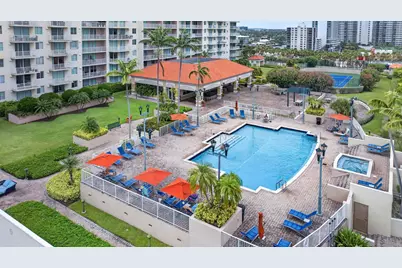 3020 NE 32nd Avenue #620, Fort Lauderdale, FL 33308 - Photo 2