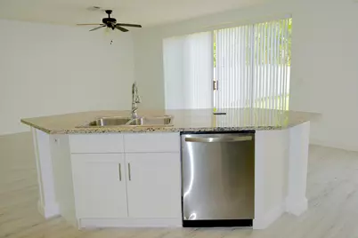 3003 Caffia Way, West Palm Beach, FL 33409 - Photo 10