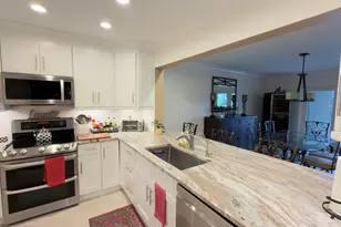 3152 Deer Creek Lake Shore Dr, Deerfield Beach, FL 33442 - Photo 16