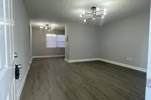 110 SE 7th St, Hallandale Beach, FL 33009 - Photo 2