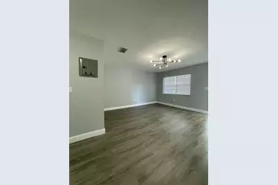110 SE 7th Street #2, Hallandale Beach, FL 33009 - Photo 4
