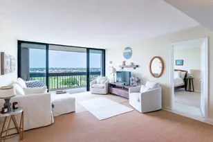 2400 Presidential Way, West Palm Beach, FL 33401 - Photo 4
