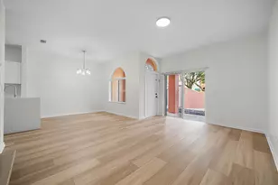 1204 Santa Catalina Ln, North Lauderdale, FL 33068 - Photo 6