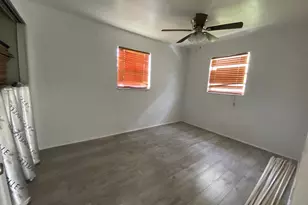 517 NW 15th Terrace, Fort Lauderdale, FL 33311 - Photo 6