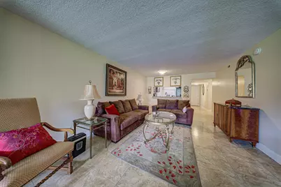 7650 Tahiti Lane #105, Lake Worth, FL 33467 - Photo 4