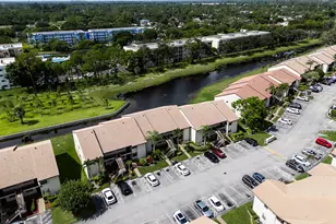 7650 Tahiti Ln, Lake Worth, FL 33467 - Photo 24