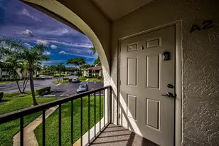 118 Lake Pine Cir, Greenacres, FL 33463 - Photo 4