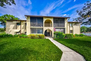 118 Lake Pine Cir, Greenacres, FL 33463 - Photo 2