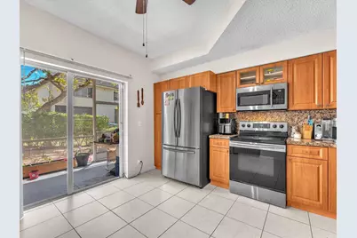 9850 NW 57th Manor, Coral Springs, FL 33076 - Photo 14