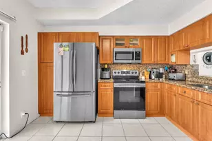 9850 NW 57th Manor, Coral Springs, FL 33076 - Photo 10