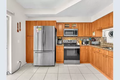 9850 NW 57th Manor, Coral Springs, FL 33076 - Photo 10