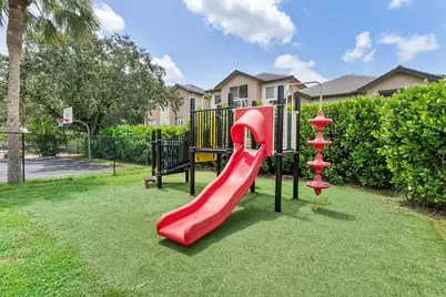 9850 NW 57th Manor, Coral Springs, FL 33076 - Photo 36