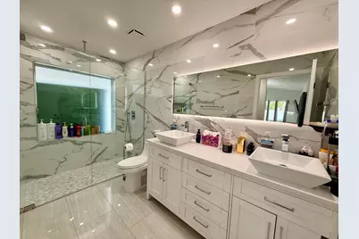 4929 W Lakes Drive, Deerfield Beach, FL 33442 - Photo 14