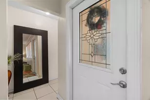 1601 NE 48th Ct, Oakland Park, FL 33334 - Photo 6