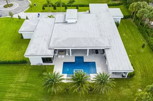 8795 Valencia Ct, Parkland, FL 33067 - Photo 6