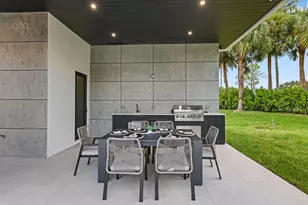 8795 Valencia Ct, Parkland, FL 33067 - Photo 42