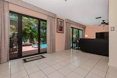 4961 SW 94th Avenue, Cooper City, FL 33328 - Photo 12