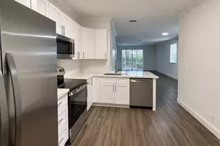 3660 San Simeon Cir, Weston, FL 33331 - Photo 4