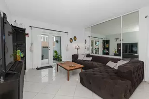 320 S Surf Rd, Hollywood, FL 33019 - Photo 10