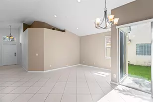 15250 SW 49th Ct, Davie, FL 33331 - Photo 8