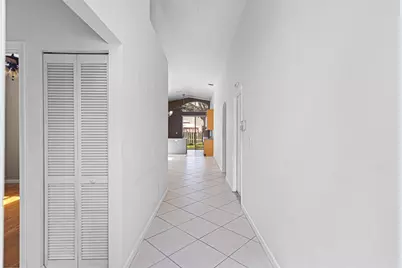15250 SW 49th Court, Davie, FL 33331 - Photo 4