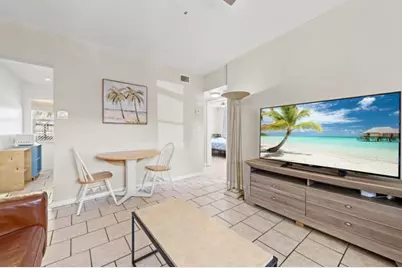 1127 NE 5th Avenue, Fort Lauderdale, FL 33304 - Photo 4