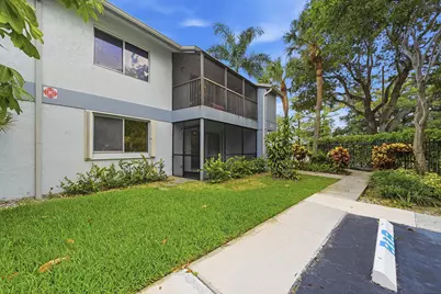 2753 S Oakland Forest Drive #102, Oakland Park, FL 33309 - Photo 4
