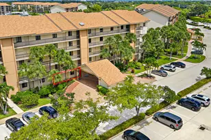 701 Seafarer Cir, Jupiter, FL 33477 - Photo 2
