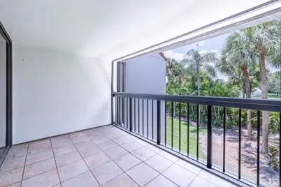 2517 Presidential Way #B, West Palm Beach, FL 33401 - Photo 30