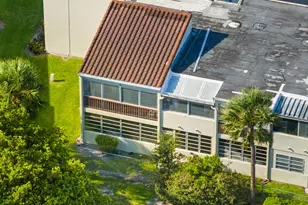 2540 Boundbrook Blvd, Palm Springs, FL 33406 - Photo 16