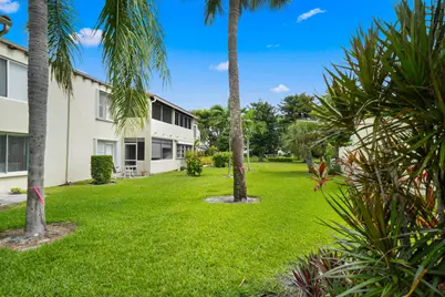 2540 Boundbrook Boulevard #110, Palm Springs, FL 33406 - Photo 44