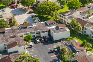 2540 Boundbrook Blvd, Palm Springs, FL 33406 - Photo 12