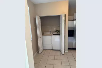 1992 Alamanda Way, Riviera Beach, FL 33404 - Photo 4