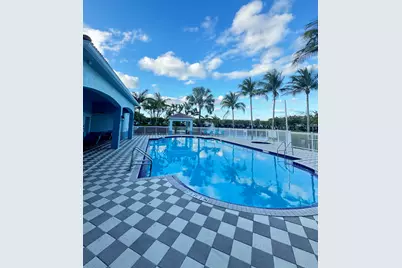1992 Alamanda Way, Riviera Beach, FL 33404 - Photo 14