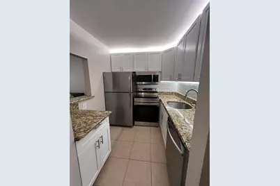 31 Westbury B Circle #31, Deerfield Beach, FL 33442 - Photo 2