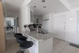 220 Kings Point Dr, Sunny Isles Beach, FL 33160 - Photo 4
