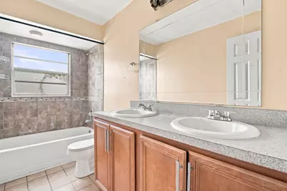 3801 Southview Drive, Brandon, FL 33511 - Photo 42