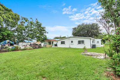 2008 Avenue N, Fort Pierce, FL 34950 - Photo 32