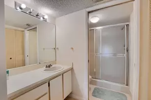 9244 Flynn Cir, Boca Raton, FL 33496 - Photo 18