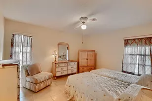 9244 Flynn Cir, Boca Raton, FL 33496 - Photo 16
