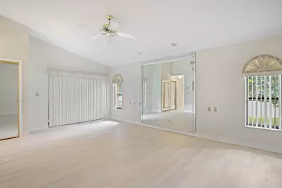 7003 Golf Pointe Circle, Tamarac, FL 33321 - Photo 20