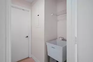 7003 Golf Pointe Cir, Tamarac, FL 33321 - Photo 28