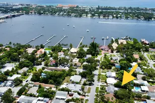 124 Mayfield Rd, Lantana, FL 33462 - Photo 2