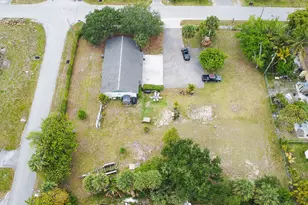 4647 Marguerita St, West Palm Beach, FL 33417 - Photo 2