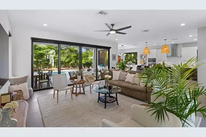 238 SE 4th Avenue, Delray Beach, FL 33483 - Photo 2