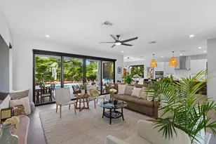 238 SE 4th Ave, Delray Beach, FL 33483 - Photo 2